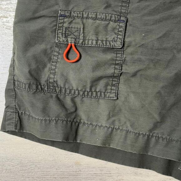 Vintage Y2K Women’s Army Green Utility Cargo Shorts Size Medium - Picture 2 of 9